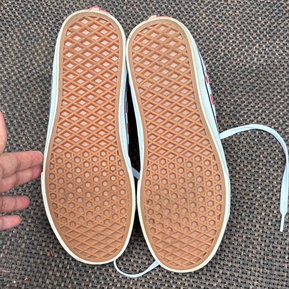 Vans Red and White Checkered High-Tops sz. 9.5 - Picture 5 of 9